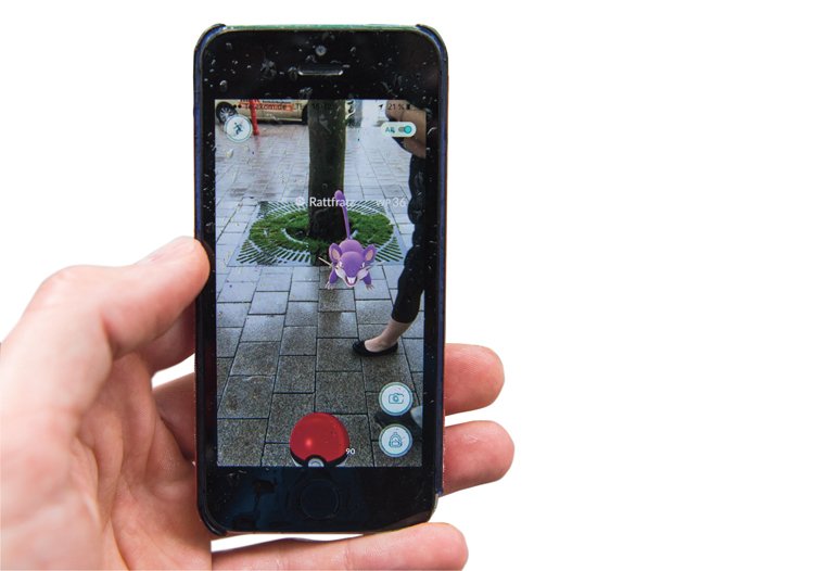 Mobilní hra Pokémon GO využívá princip rozšířené reality