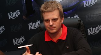 Jaké je být v čelistech pokerového žraloka Růžičky? V turnaji nám nedal šanci!