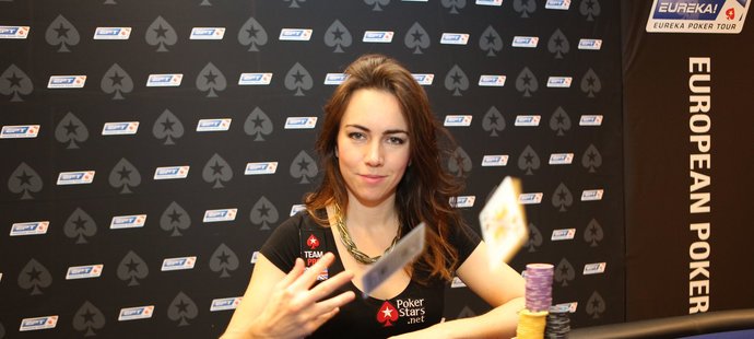 Liv Boeree se v minulých dvou týdnech zkoušela prosadit na European Poker Tour v Praze.