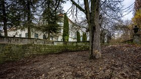 Místo, kde na zámku Nový Falkenburk v Jablonném v Podještědí na Liberecku poklad barona Liebiega našli.