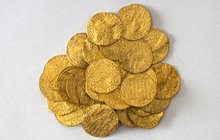 Středověký poklad na Králicku: Našli 60 zlatých dukátů! Byly ukryté 400 let