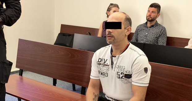Josef B. (35) u Krajského soudu v Plzni.
