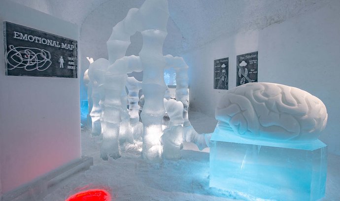 Unikátní Icehotel v Jukkasjärvi v severním Švédsku, kde si krom pozorování polární záře užijete i výjimečný pobyt v pokojích, chatách a apartmá vyrobených z ledu z přilehlé řeky Torne.