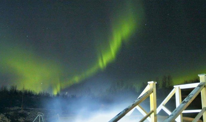 Sledovat polární záři můžete i z švédského Campu Ripan.