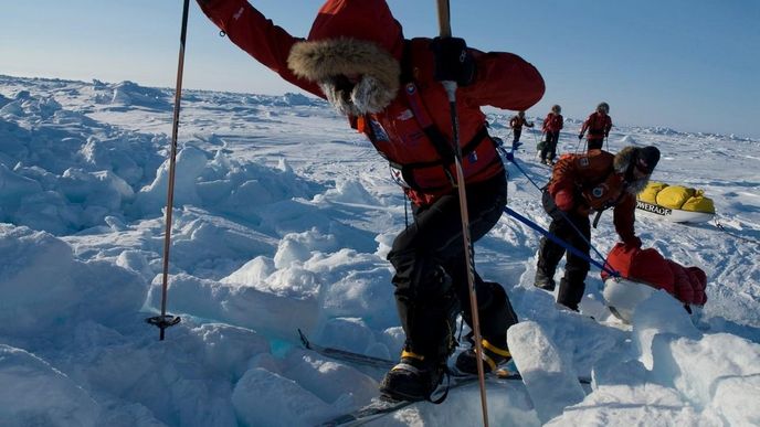 Polárníci ze základny Barneo nedaleko severního pólu (ilustrační foto)