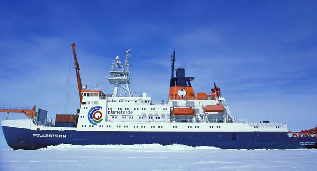 Legendární ledoborec má nástupce: Polarstern II vypluje zachraňovat ledovce