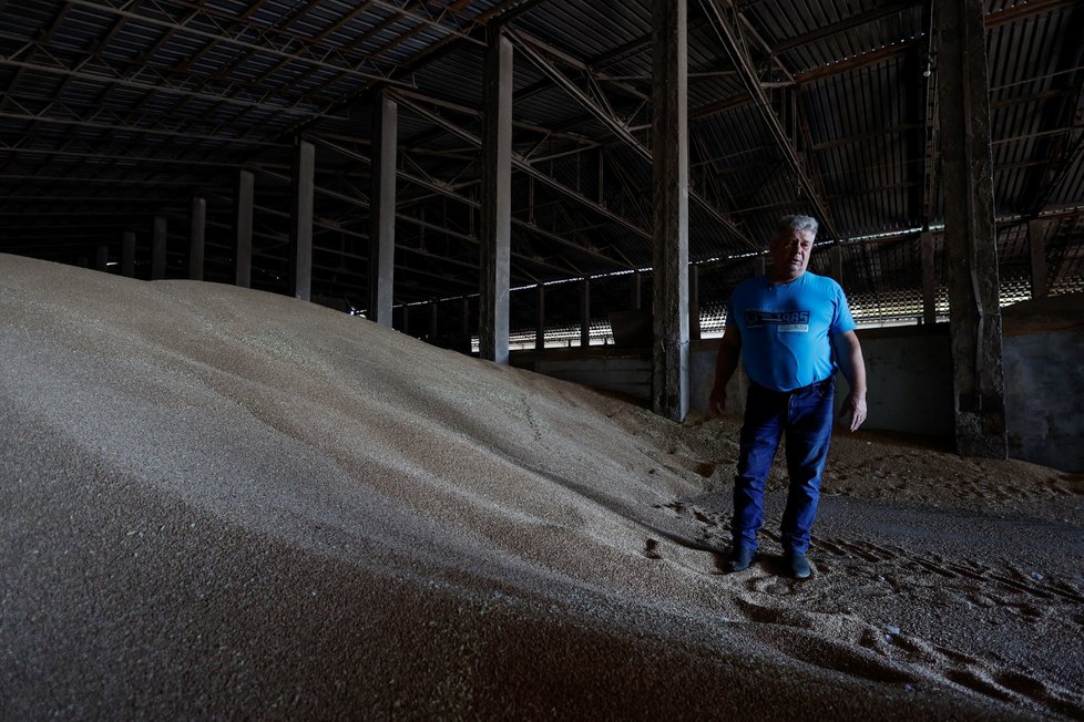 Oleksandr Čubuk a jeho zásoby pšenice (23. 7. 2022)