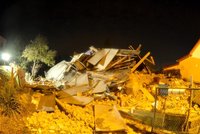 Složky IZS zasahovaly v Ostravě u výbuchu v rodinném domě