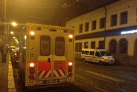 Muž zkolaboval v pražském baru, resuscitace byla bohužel neúspěšná