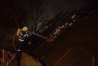 Požár truhlárny v Berouně zaměstnal hasiče, policisty i strážníky