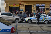 Policistům v Praze ujížděl kradený Tiguan