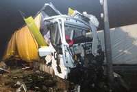 Při tragické nehodě dvou nákladních vozů zemřel jeden z řidičů