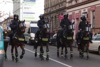 Policisté dohlíželi na demonstrace v Ostravě a v Plzni