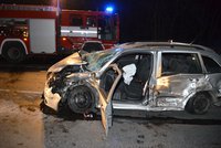 Policistům ujížděl řidič Alfy Romeo, způsobil vážnou nehodu
