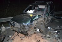 Opilá řidička bourala s osobním vozem, ve kterém vezla nezletilou dceru