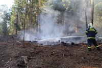 Vyšetřovatelé hasičů odhalili žháře, který na Karlovarsku několikrát založil požár