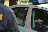 Policistům v Praze ujížděl muž v kradené dodávce