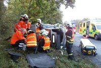 U nehody dvou vozidel na Rakovnicku zasahovaly dva vrtulníky LZS