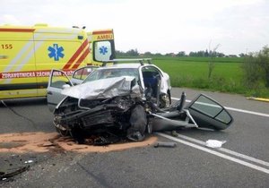 Složky IZS zaměstnala u Pohořelic nehoda dvou vozidel