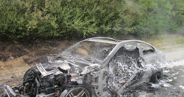 Požár BMW M6 na D1 si vyžádal škodu 2 milióny korun