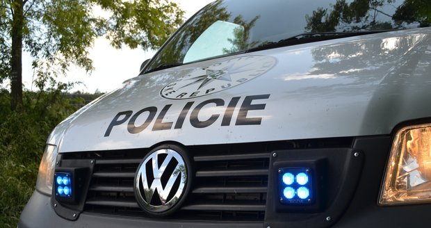Policistům z Unhoště se pokusil ujet řidič pod vlivem drog a alkoholu