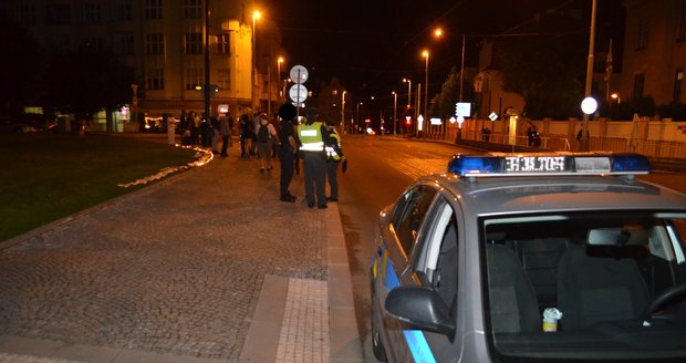 Na pietní akci u Izraelské ambasády dohlíželi policisté