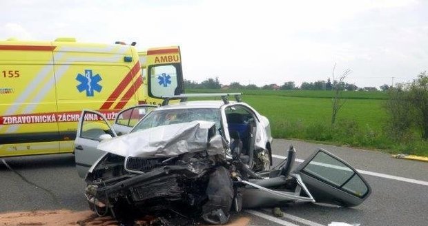 Složky IZS zaměstnala u Pohořelic nehoda dvou vozidel