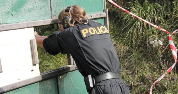 Mistrem PČR ve střelbě je policista z jižní Moravy, mistryní pak policistka z jihu Čech