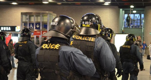 Pražská policie se připravuje na fotbalové utkání pražské Sparty s Bratislavou