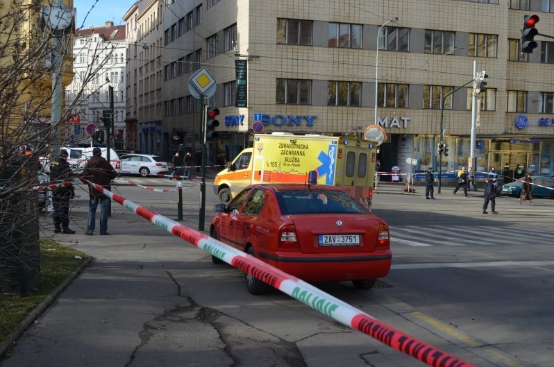 Pachatel, který ujížděl policistům v Praze, je v podmínce za znásilnění