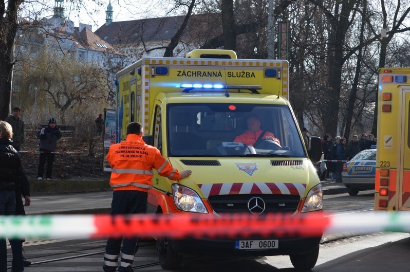 Pachatel, který ujížděl policistům v Praze, je v podmínce za znásilnění