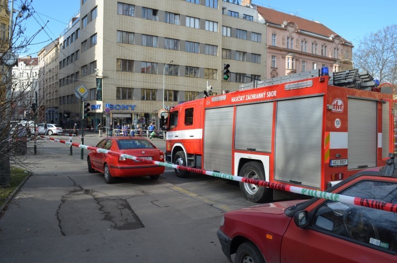 Pachatel, který ujížděl policistům v Praze, je v podmínce za znásilnění