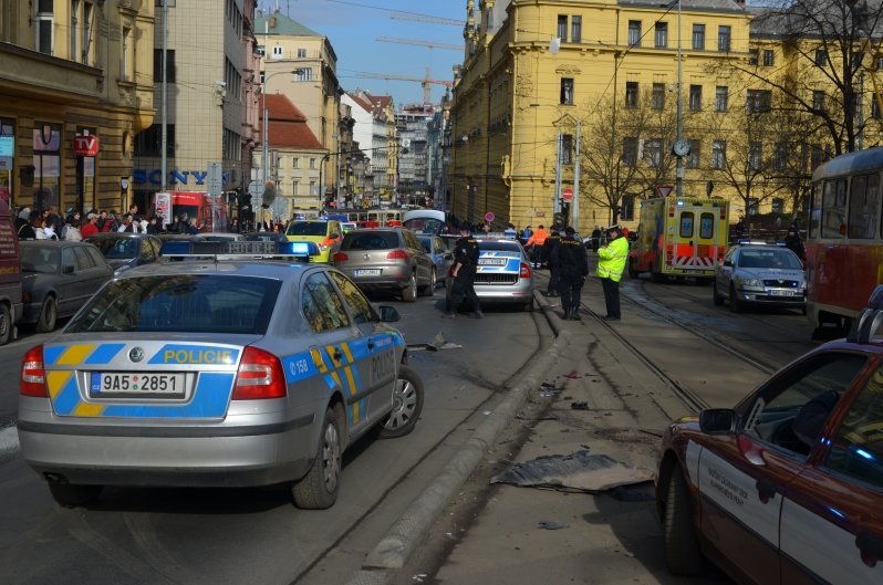 Pachatel, který ujížděl policistům v Praze, je v podmínce za znásilnění