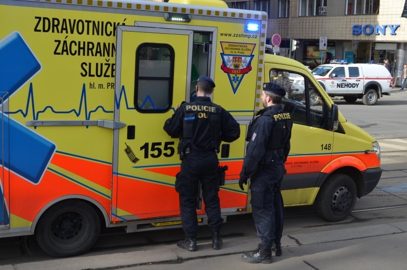 Pachatel, který ujížděl policistům v Praze, je v podmínce za znásilnění