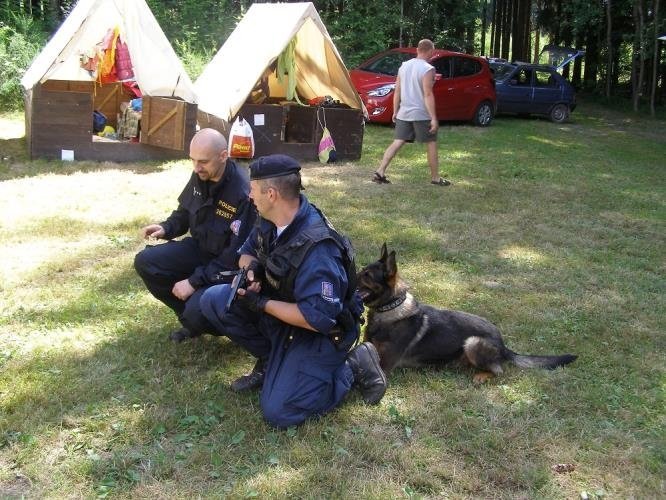 Policisté na Trutnovsku navštívili dětské tábory