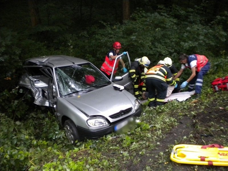 K nehodě dvou vozidel musel na Blanensku zamířit vrtulník LZS