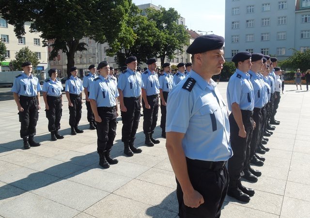 Policisté skládali v Hradci Králové slavnostní slib