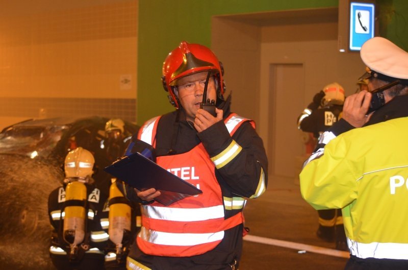 VIDEO: Složky IZS prověřilo cvičení v tunelu Blanka