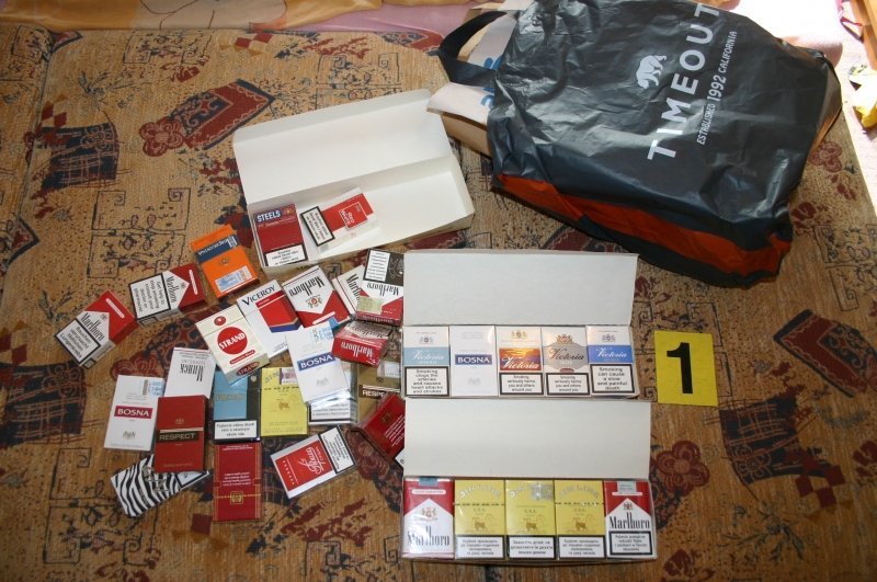 Celníci na jihu Moravy zadrželi distributory nelegálního tabáku