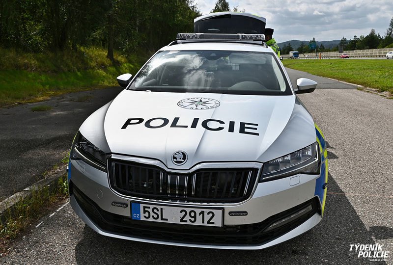 Policejní Škoda Superb Combi