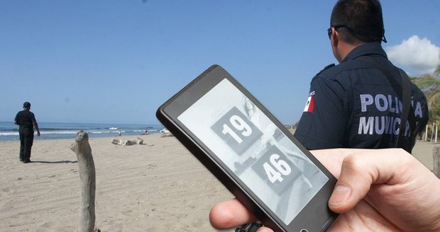 Mexiko spustilo aplikaci pro chytré telefony: Najde vám nejbližšího policistu!