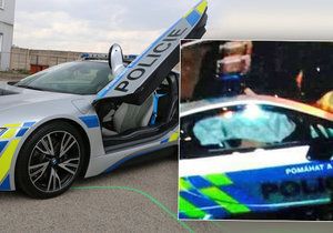 Policie po 14 dnech nabourala zapůjčené BMW i8. Řidič dostal infarkt.