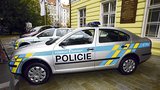 Policista bral a prodával drogy!