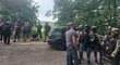 Policie rozprášila bitku cizinců, kteří se chtěli střetnout na poli u Jistebníku