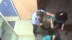 Velikonoční napadení a oloupení ženy její bývalou družkou vyšetřuje policie. Ilustrační foto.