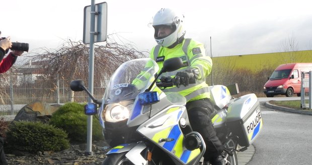 Policisté fasovali nové BMW motorky: Piráti silnic by se měli mít na pozoru