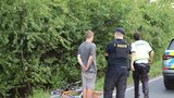 Brutální rvačka v Praze-Slivenec: Cyklisté se poprali s autobusákem, napaden byl i policista