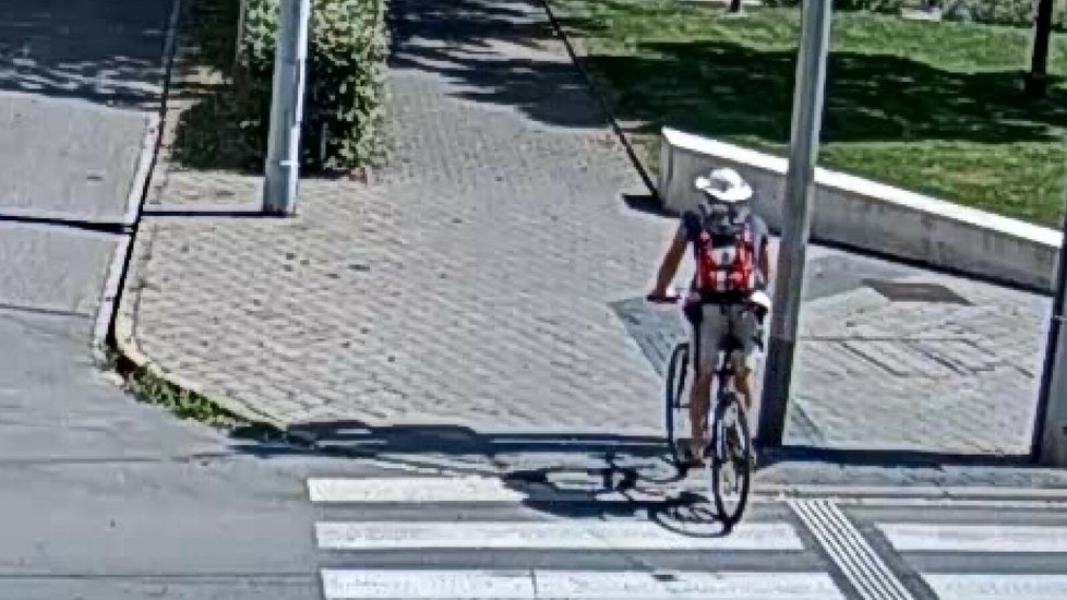 Neznámý muž pobodal v centru Brna řidiče, policie hledá cyklistu