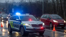 Tragická srážka v Mladé Boleslavi: Chodec nepřežil střet s náklaďákem