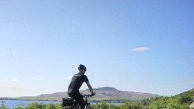 Na Islandu zemřel český cyklista (44): Našli ho ležet u silnice. (Ilustrační foto)
